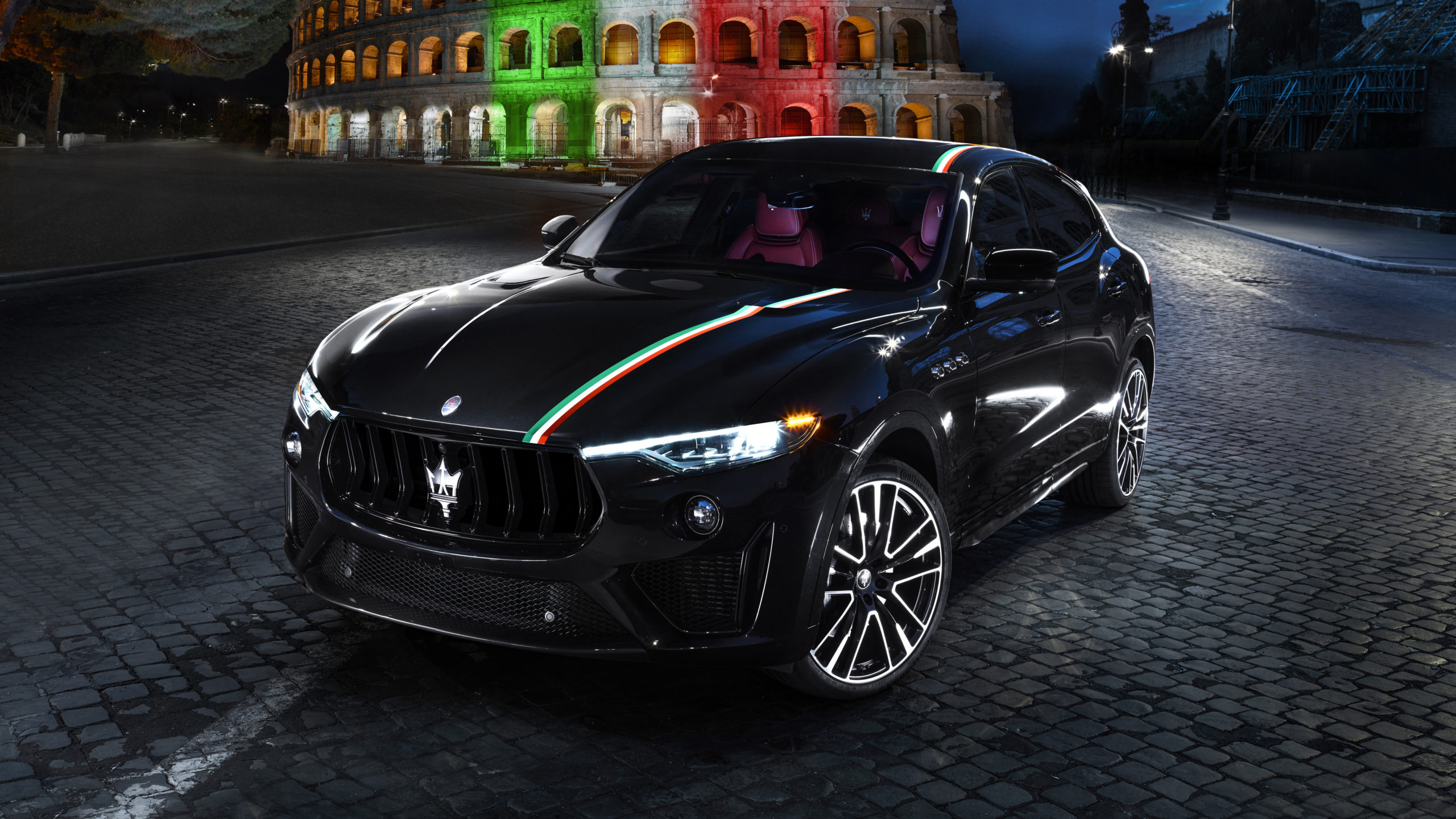 Maserati Levante Trofeo and GTS, special livery for the V8
