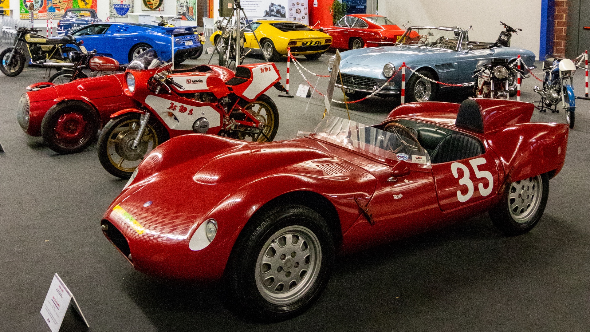 Nel weekend del 26-27 settembre torna la Modena Motor Gallery, mostra/mercato di auto e moto d’epoca.