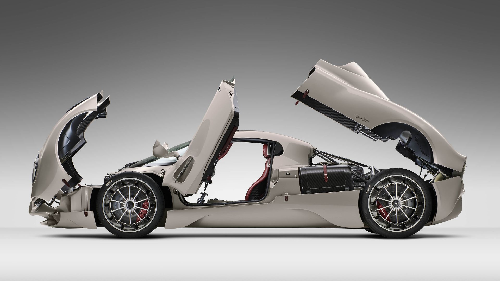 New Pagani Utopia: the alchemy of pleasure, the equation of beauty.