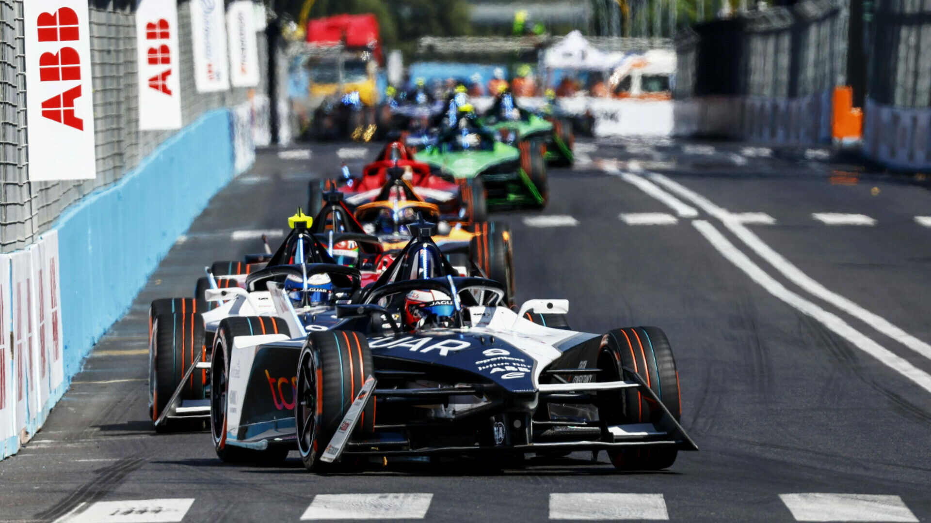 Al via il Misano E-Prix, un weekend che segna il debutto del Campionato Mondiale ABB FIA Formula E nella Motor Valley