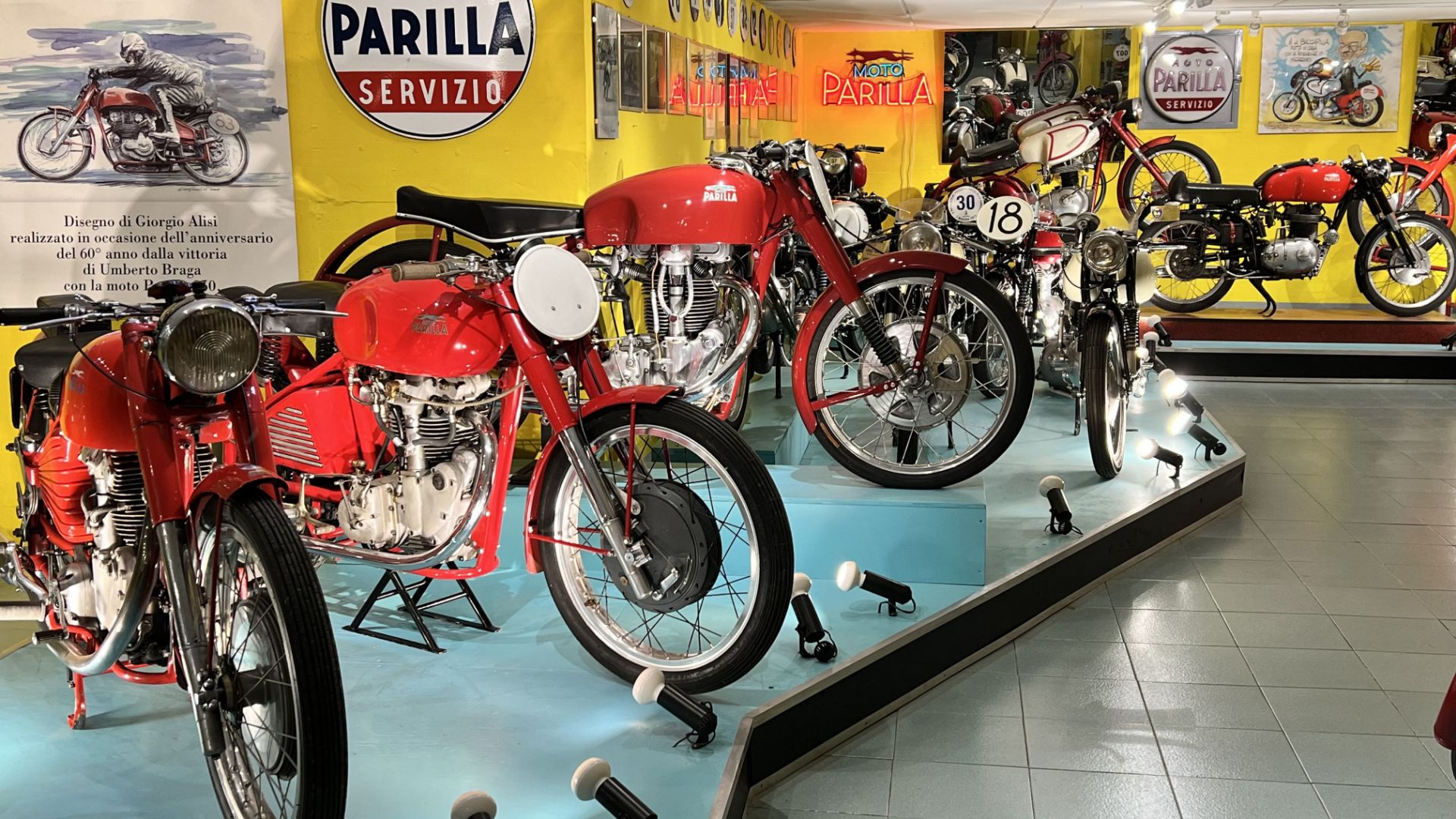 Motociclette esposte all'interno della Collezione Baccari.