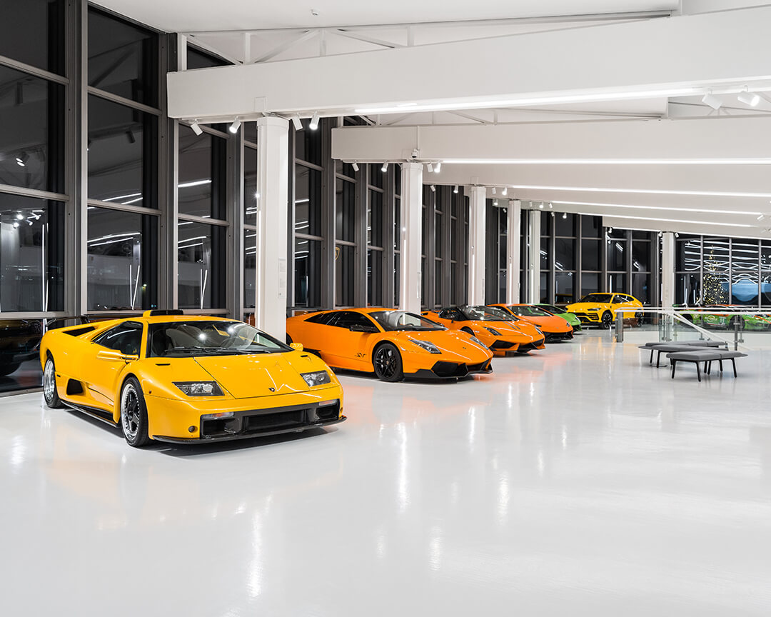 Top view of the museum with several models of Lamborghini sports cars