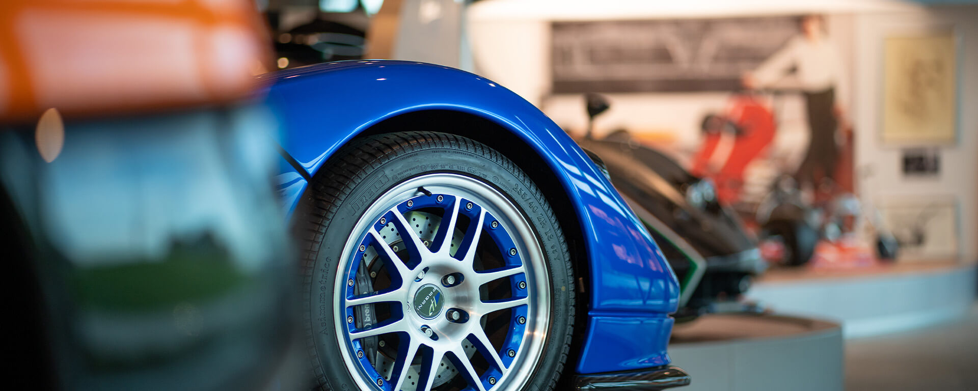 particolare ruota e passaruota della Pagani Huayra