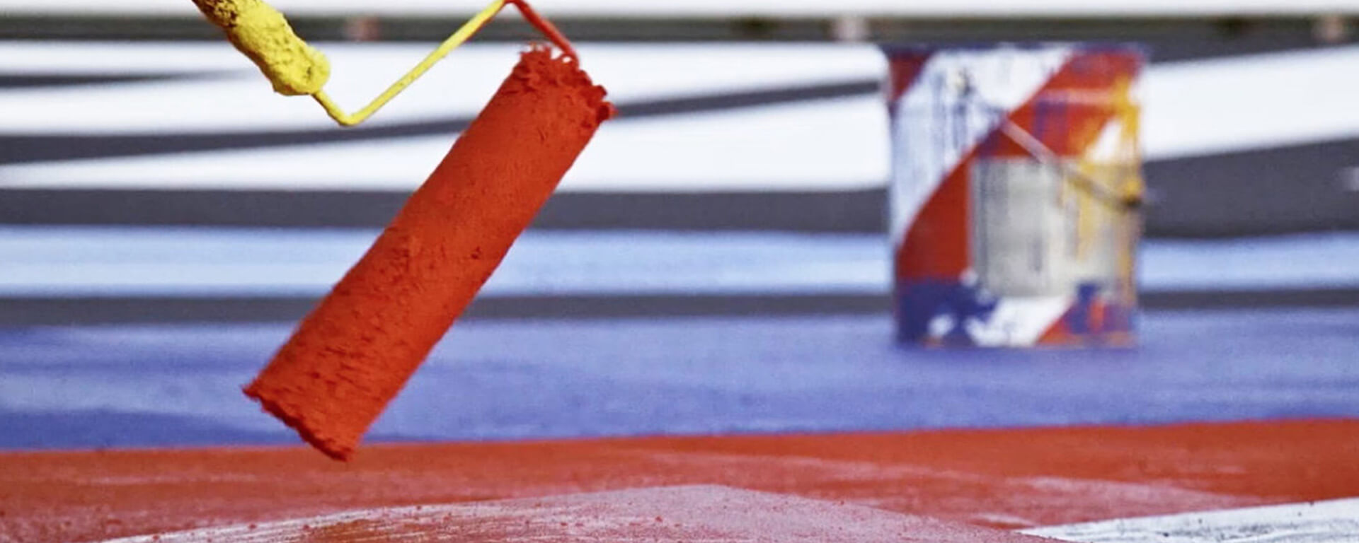 Samoline red antislip paint roller from Colsam