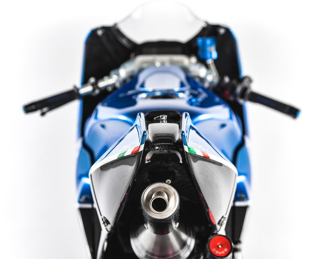 view from behind of a Vins racing bike, detail on the muffler