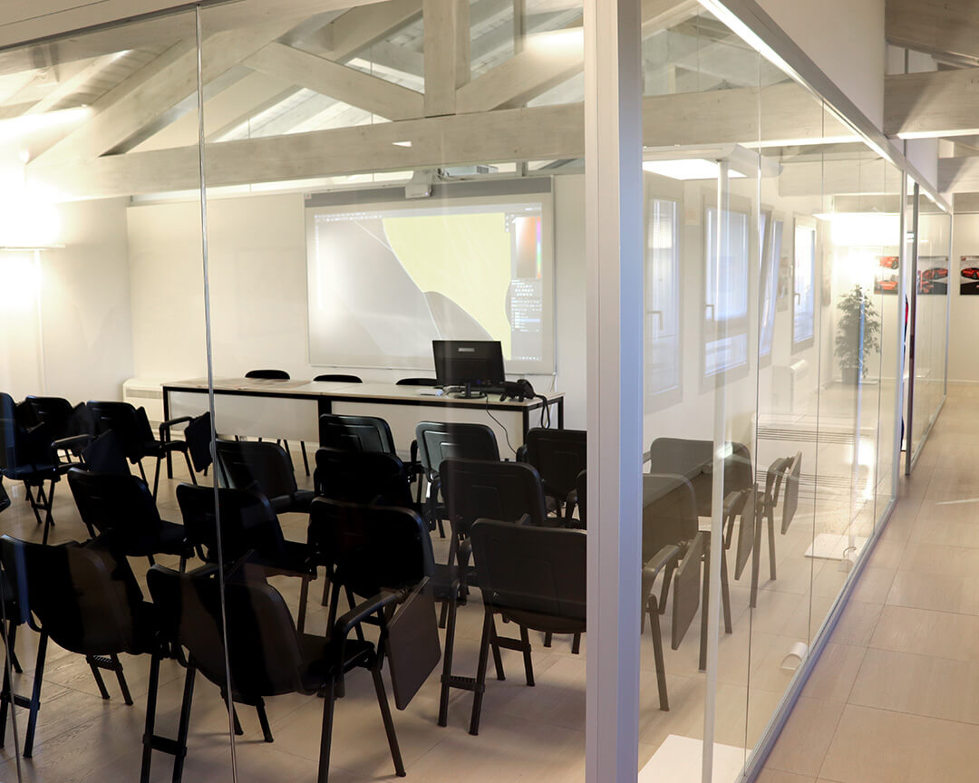 Aula di ISSAM corso di stylist engineering