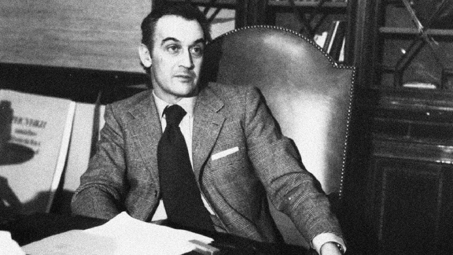 Alejandro de tomaso ritratto in una foto in bianco e nero