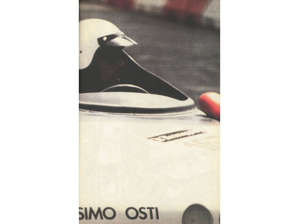 Primo piano sul pilota della Boxel P488.